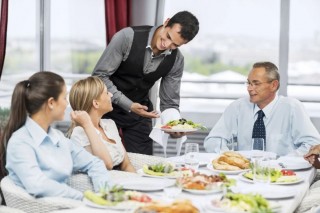 Dịch vụ cung ứng nhân sự phục vụ nhà hàng, khách sạn