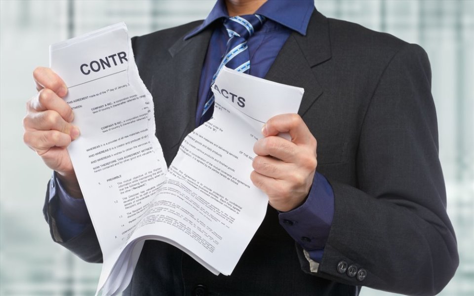 C&aacute;c trường hợp người sử dụng lao động được quyền chấm dứt hợp đồng lao động trước thời hạn