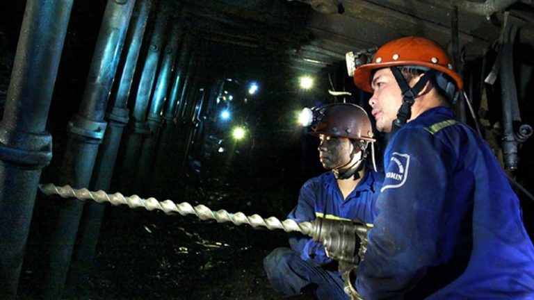 Các khoản phụ cấp không tính thuế TNCN mà người lao động cần biết 4